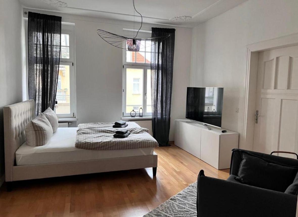 Feine Apartments In Der Suedstadt Von Erfurt Mit Kostenlosen Stellplatz & Flasche Wein Zur Begruessung Eksteriør billede